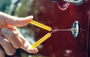 Parker Locksmith Store Kansas City, MO 816-227-1012 - key-broke-in-lock